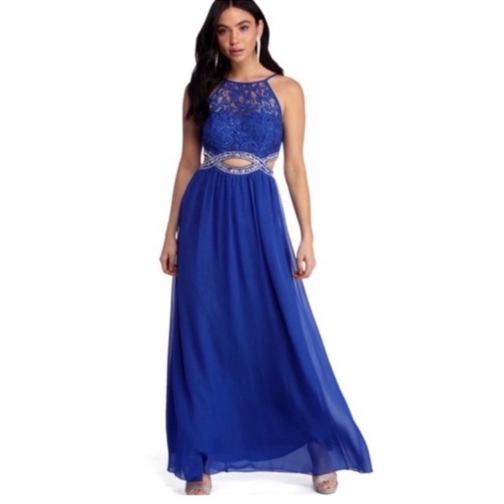 Elegant Blue Embelished Halter Lace Dress